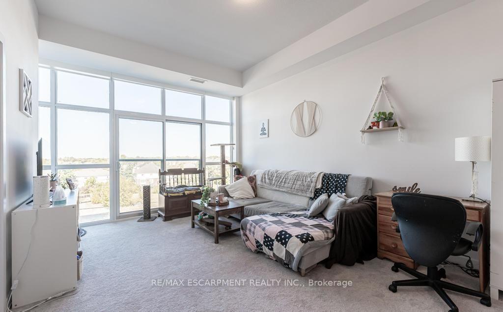 Photo 8 of Unit 503, 450 Dundas Street E, Hamilton, Waterdown — HOMEH