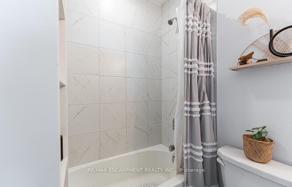 Photo 12 of Unit 503, 450 Dundas Street E, Hamilton, Waterdown — HOMEH