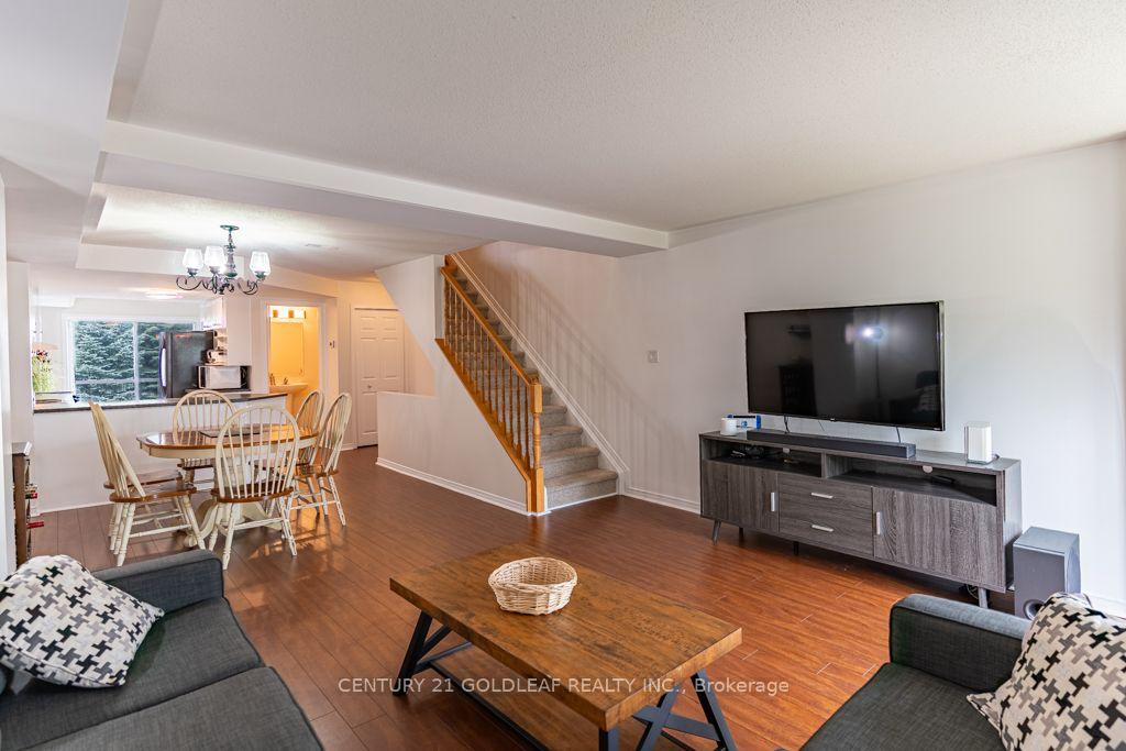 Photo 5 of Unit 58, 379 Aquaview Drive, Ottawa, Avalon East — HOMEH