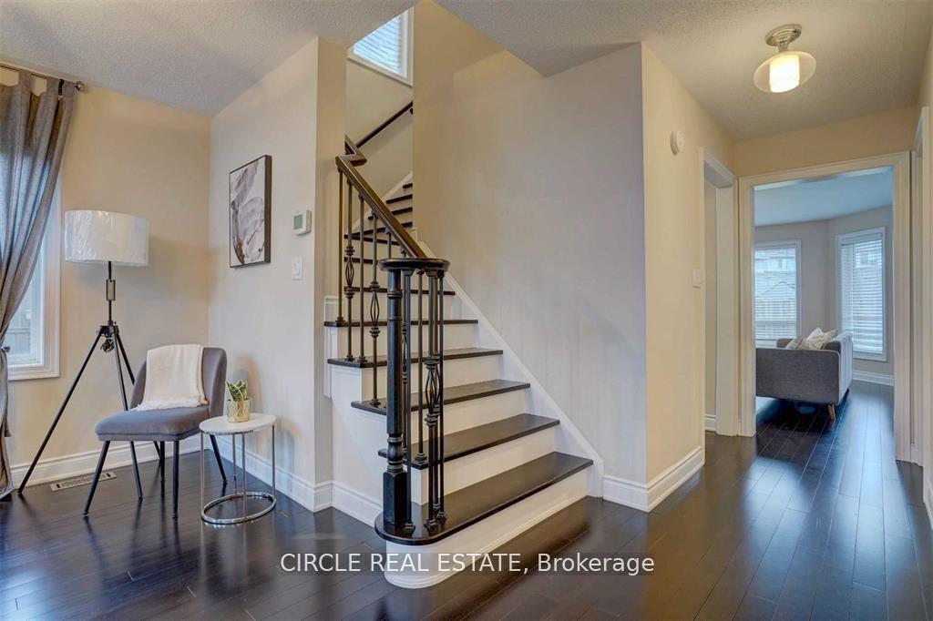 Photo 6 of Unit Upper Portion, 2971 Westoak Trails Boulevard, Oakville, Westmount — HOMEH
