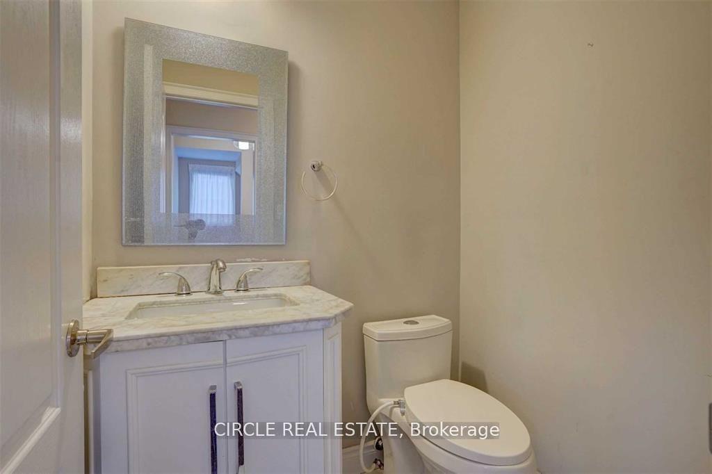 Photo 8 of Unit Upper Portion, 2971 Westoak Trails Boulevard, Oakville, Westmount — HOMEH