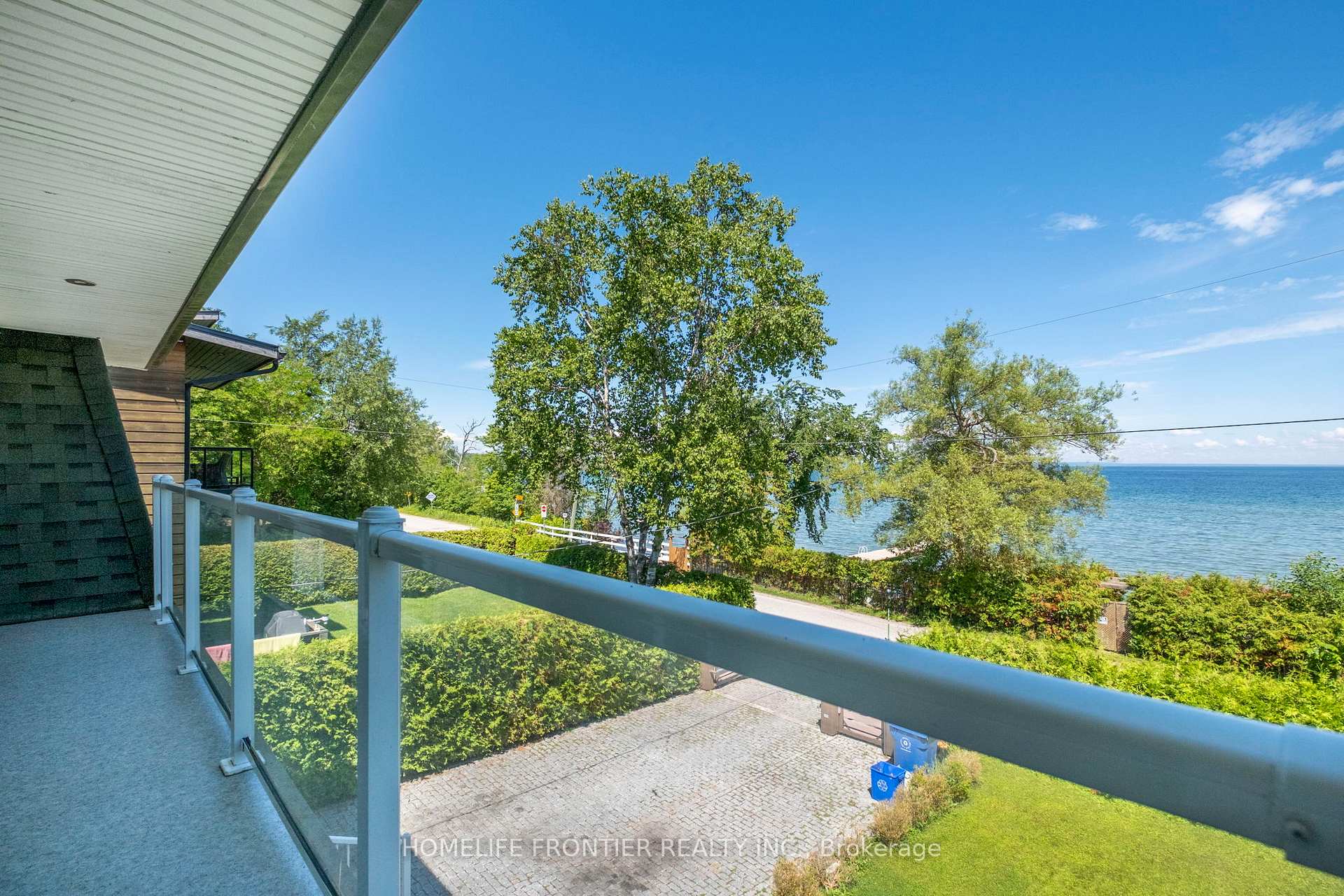 Photo 31 of 813 Lake Drive E, Georgina, Sutton & Jackson's Point — HOMEH