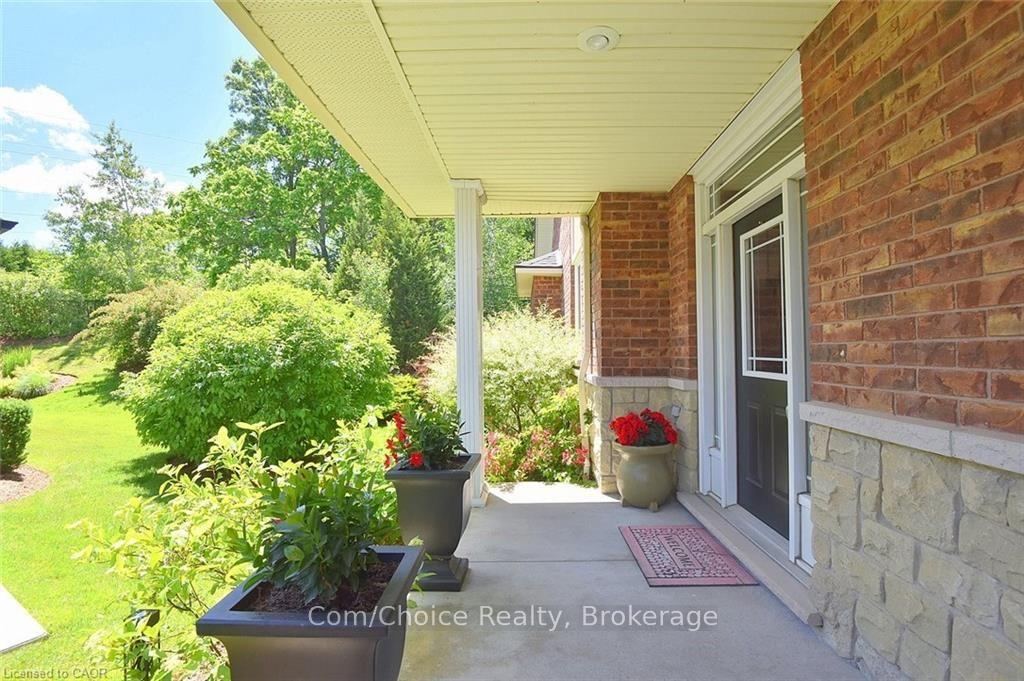 Photo 3 of Unit 27 Land, 27 Landscapes Trail, Hamilton, Meadowlands — HOMEH