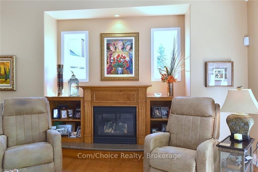 Photo 12 of Unit 27 Land, 27 Landscapes Trail, Hamilton, Meadowlands — HOMEH