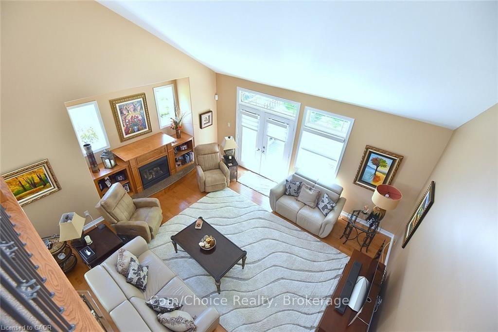 Photo 14 of Unit 27 Land, 27 Landscapes Trail, Hamilton, Meadowlands — HOMEH