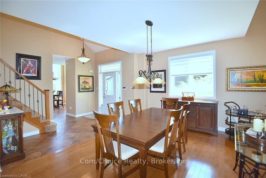 Photo 16 of Unit 27 Land, 27 Landscapes Trail, Hamilton, Meadowlands — HOMEH