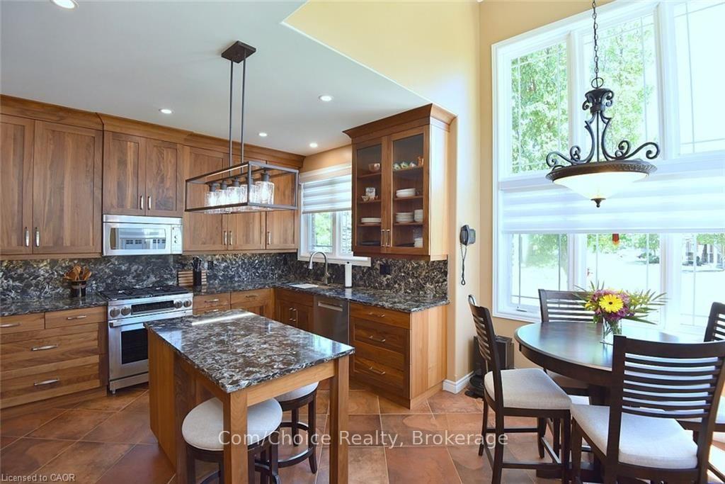 Photo 17 of Unit 27 Land, 27 Landscapes Trail, Hamilton, Meadowlands — HOMEH