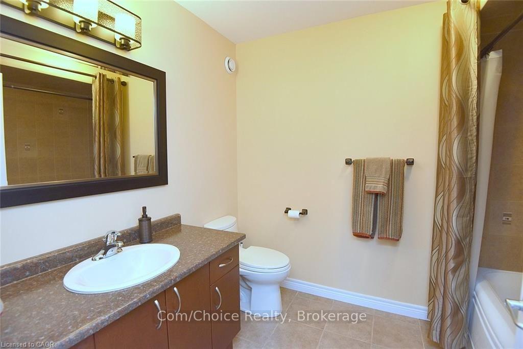 Photo 34 of Unit 27 Land, 27 Landscapes Trail, Hamilton, Meadowlands — HOMEH