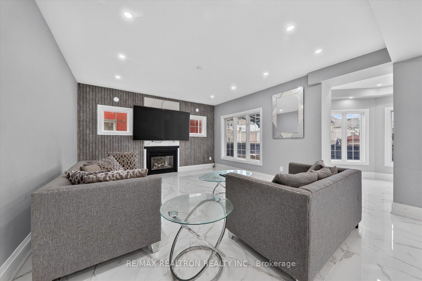 Photo 10 of 6 Stammers Drive, Ajax, Northwest Ajax — HOMEH