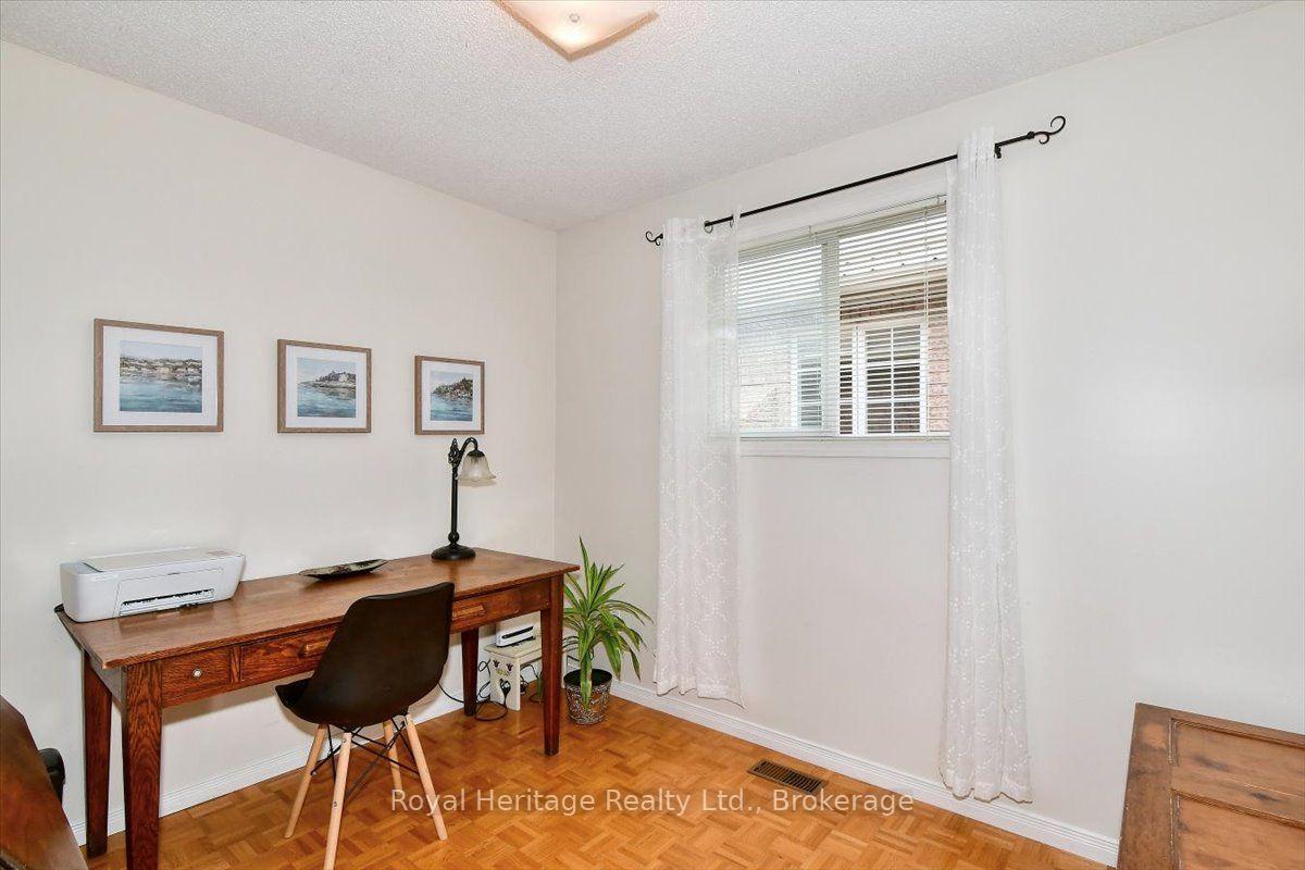 Photo 24 of 3058 Westridge Boulevard, Peterborough, Monaghan Ward 2 — HOMEH
