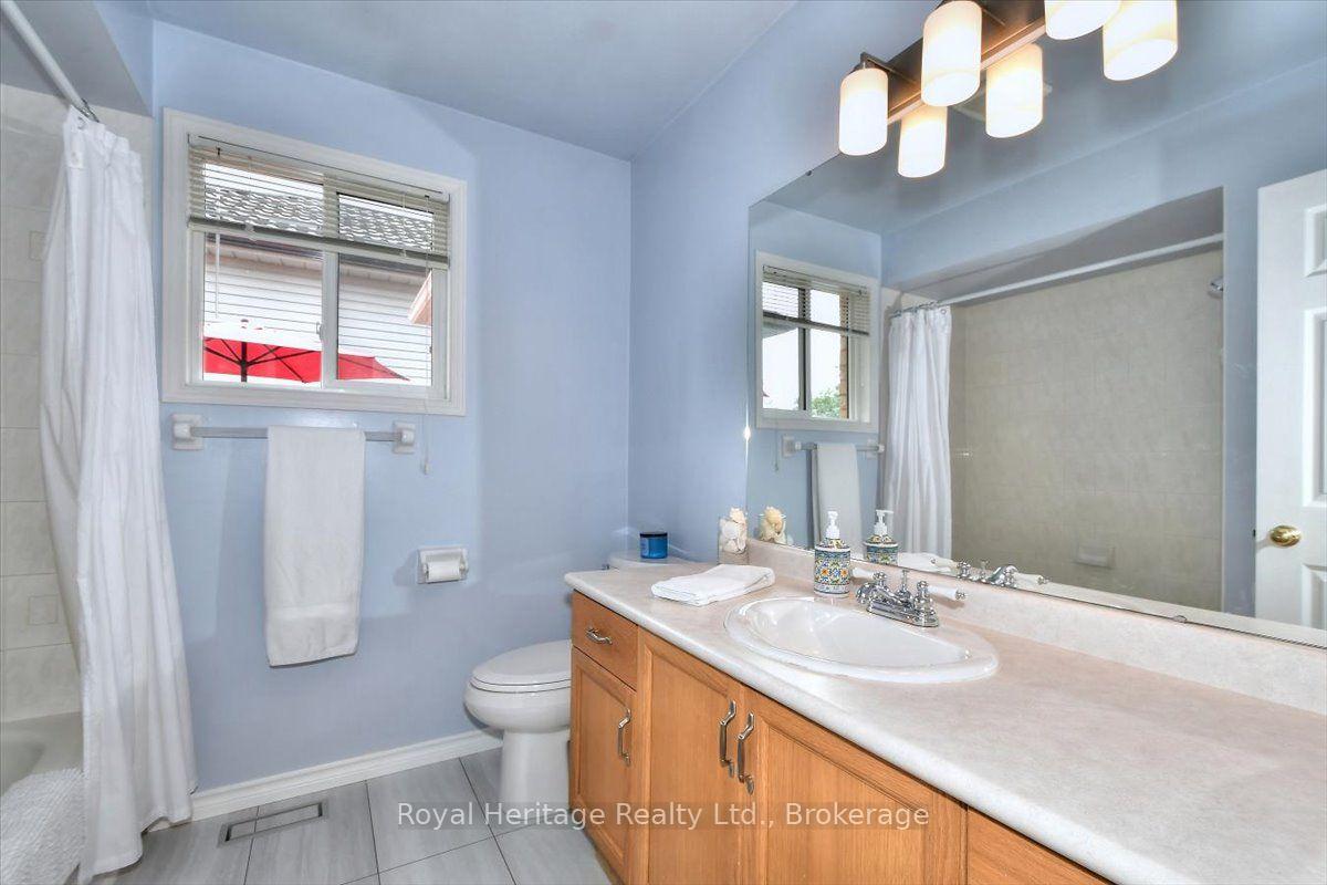 Photo 26 of 3058 Westridge Boulevard, Peterborough, Monaghan Ward 2 — HOMEH