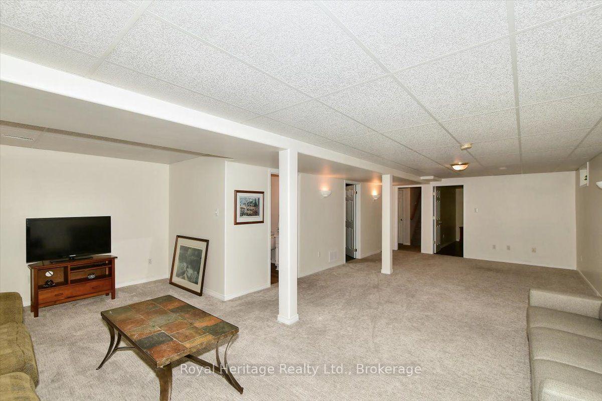 Photo 29 of 3058 Westridge Boulevard, Peterborough, Monaghan Ward 2 — HOMEH