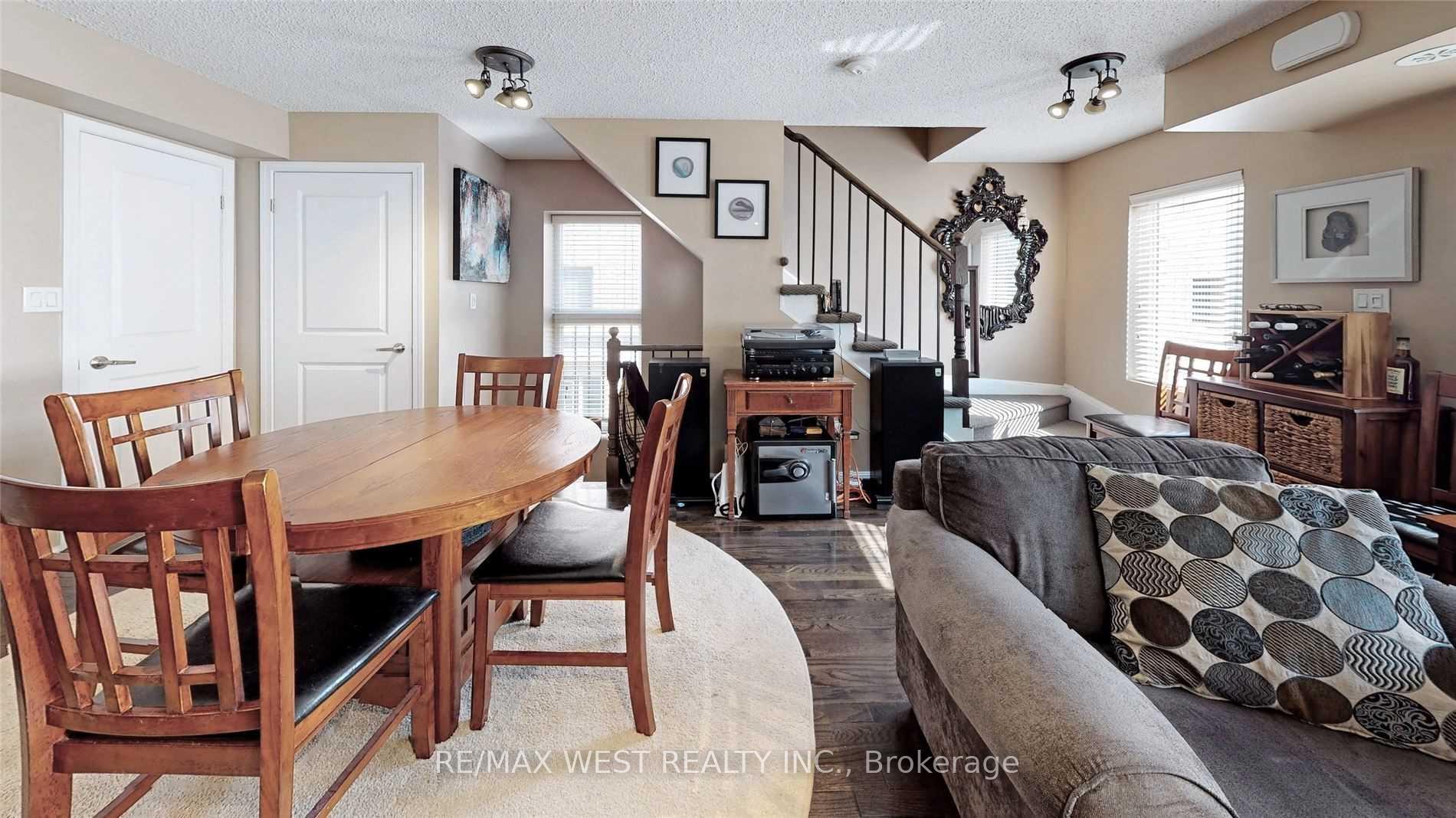 Photo 11 of Unit 240, 10 Foundry Avenue, Toronto, Dovercourt-Wallace Emerson-Junction — HOMEH