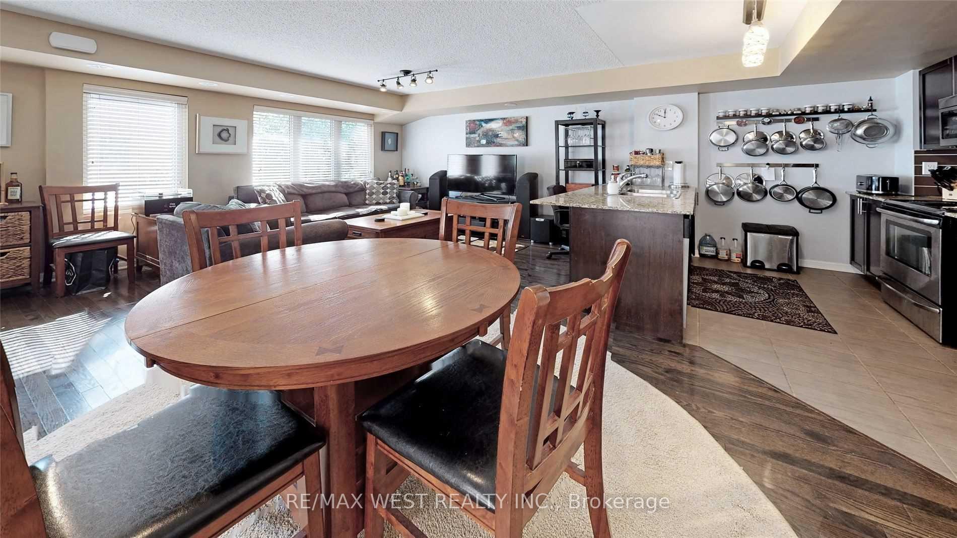 Photo 12 of Unit 240, 10 Foundry Avenue, Toronto, Dovercourt-Wallace Emerson-Junction — HOMEH