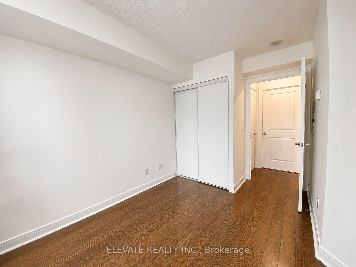 Photo 12 of Unit 1701, 35 Bales Avenue, North York, Willowdale East — HOMEH