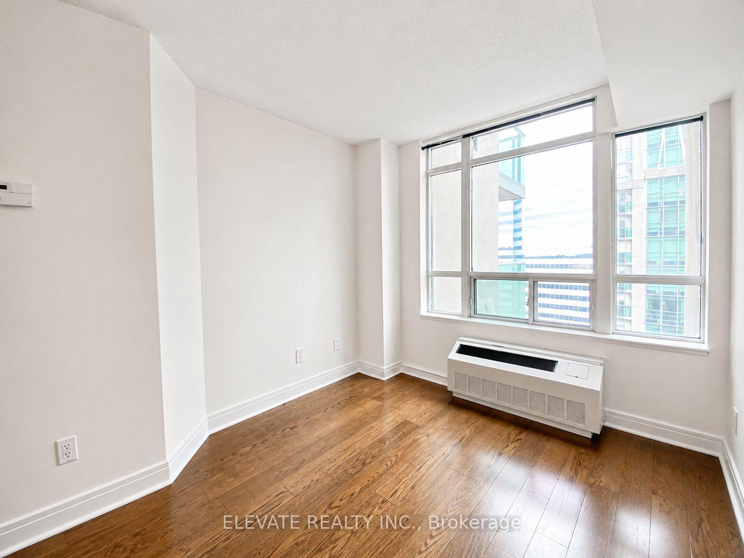 Photo 13 of Unit 1701, 35 Bales Avenue, North York, Willowdale East — HOMEH