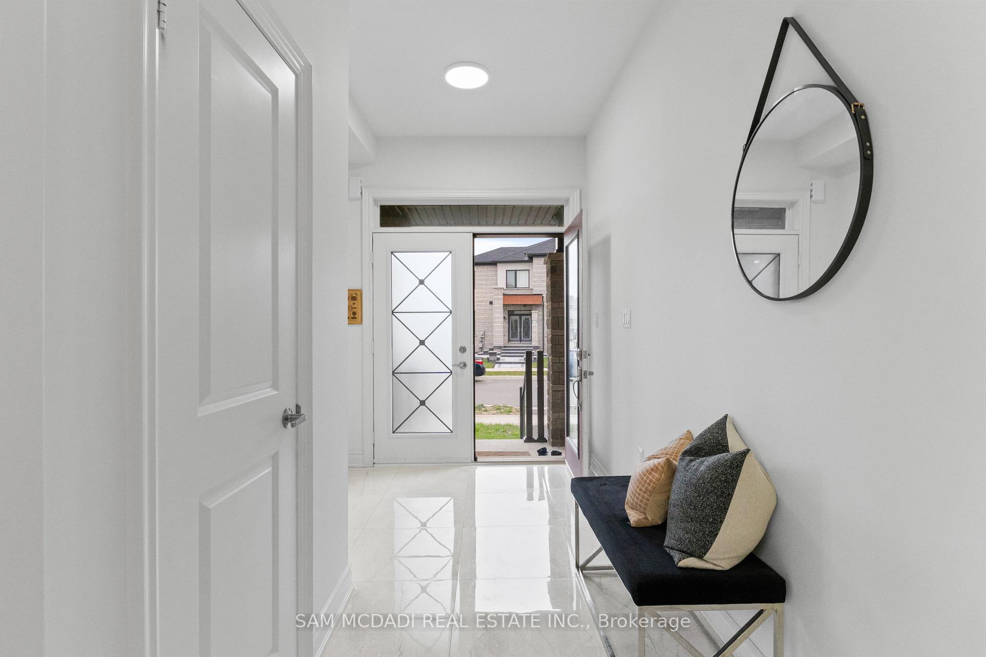 Photo 4 of 446 Humphrey Street, Hamilton, Waterdown — HOMEH