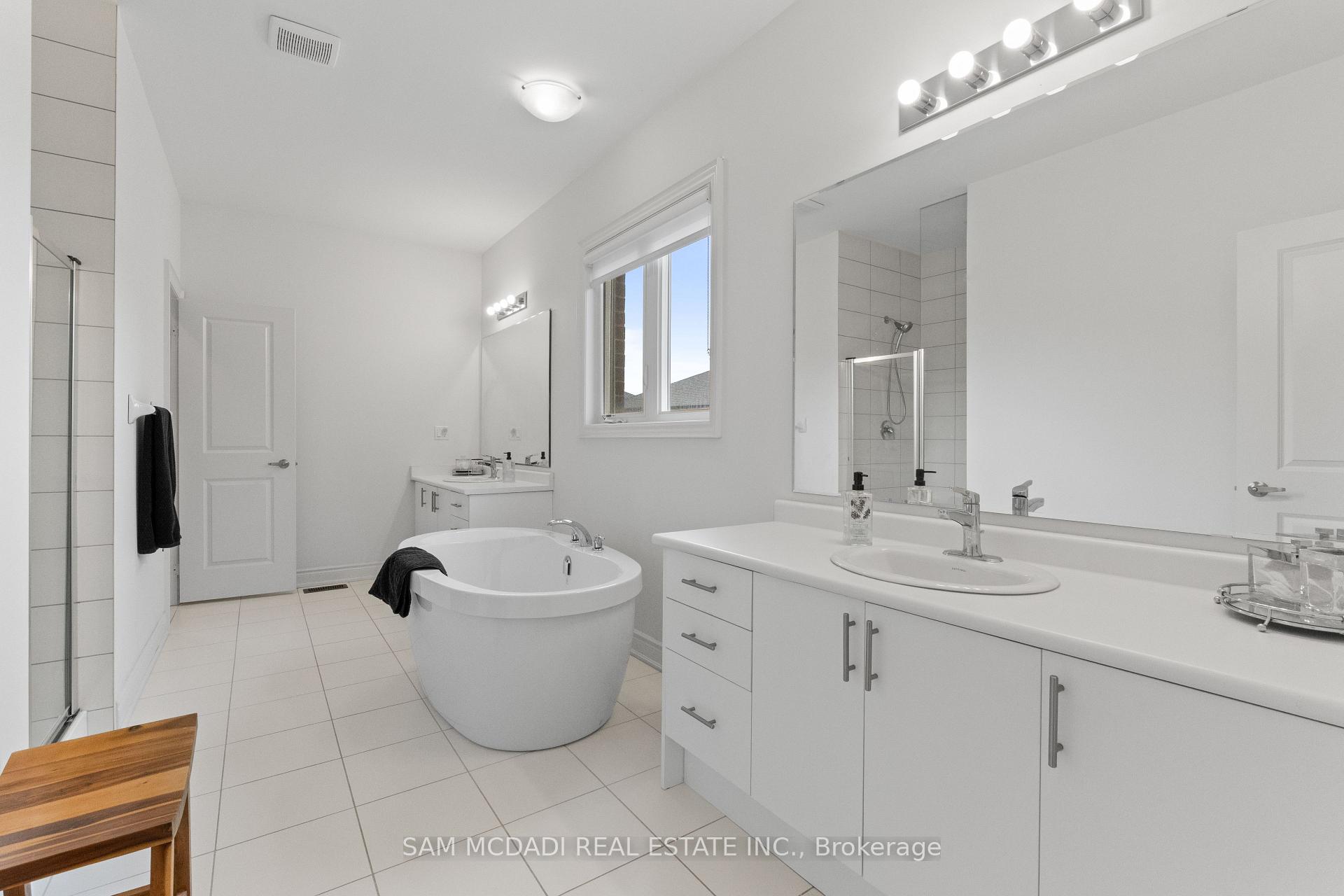 Photo 22 of 446 Humphrey Street, Hamilton, Waterdown — HOMEH