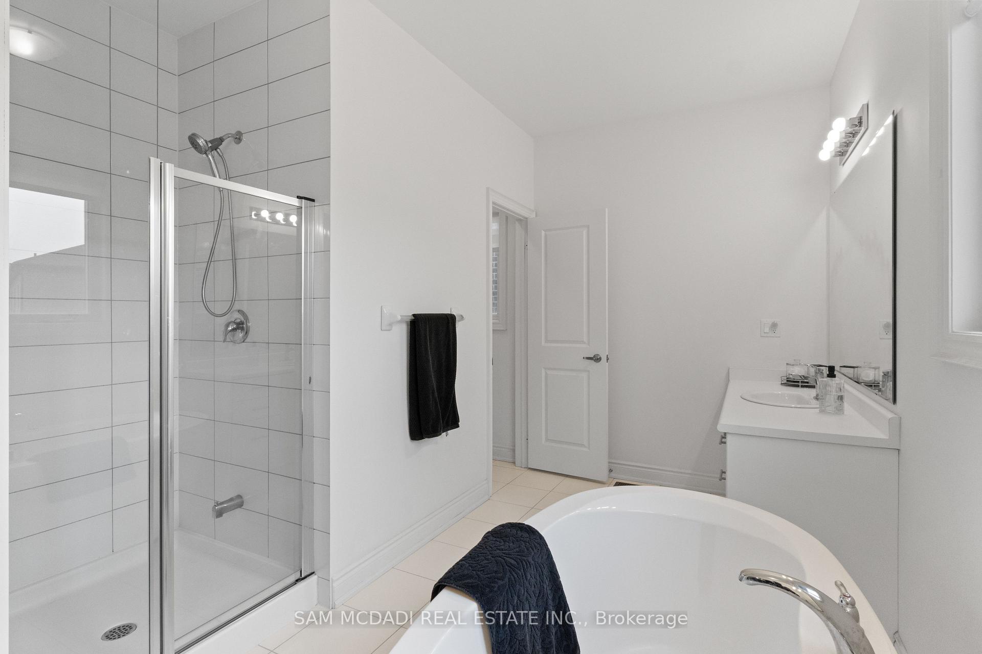 Photo 23 of 446 Humphrey Street, Hamilton, Waterdown — HOMEH
