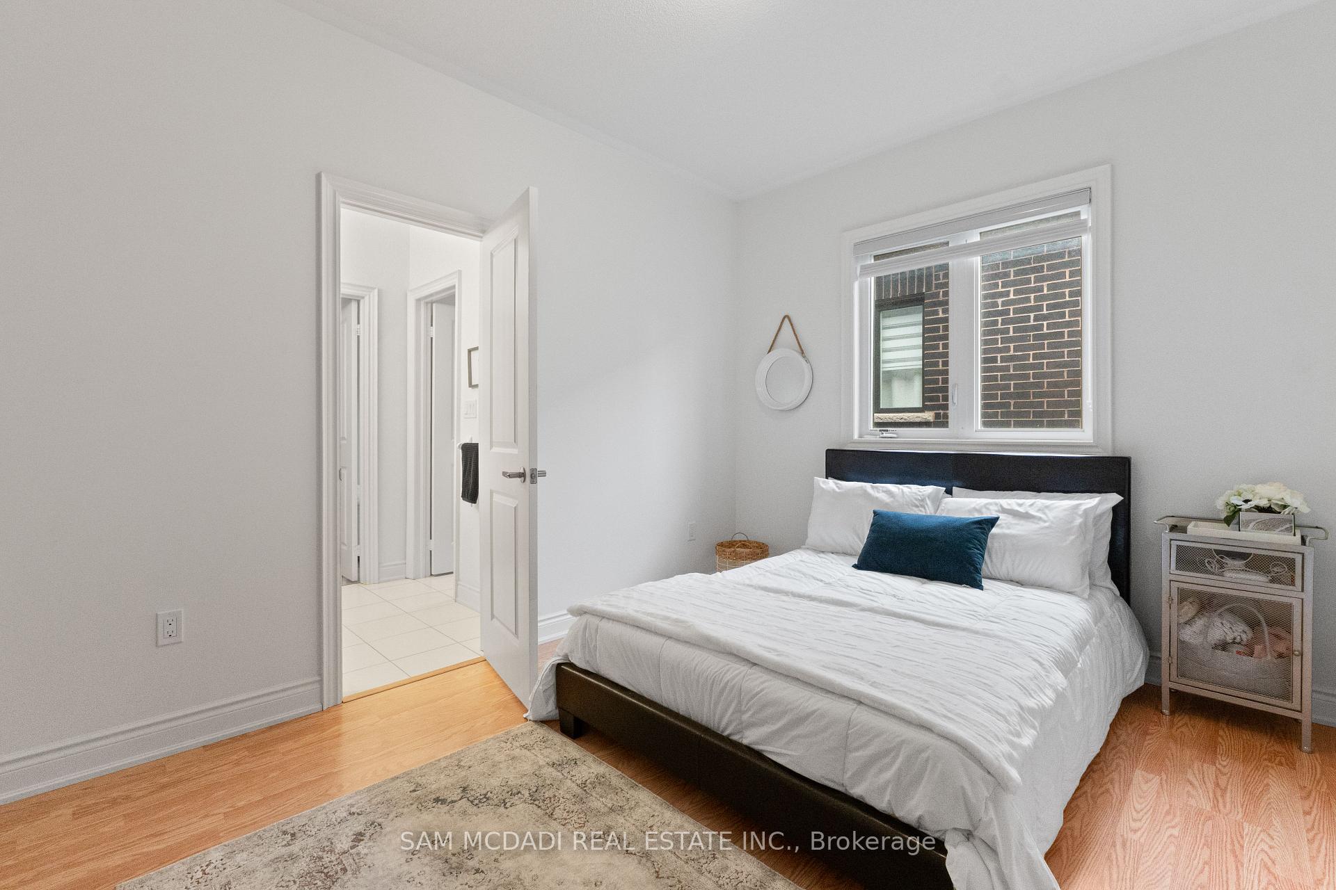 Photo 24 of 446 Humphrey Street, Hamilton, Waterdown — HOMEH