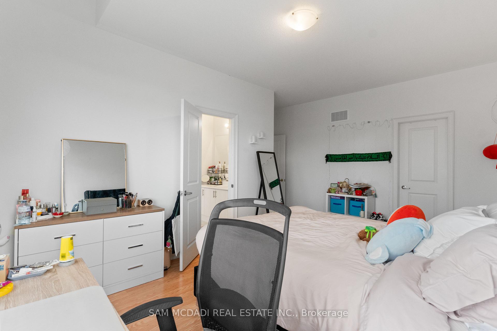 Photo 31 of 446 Humphrey Street, Hamilton, Waterdown — HOMEH