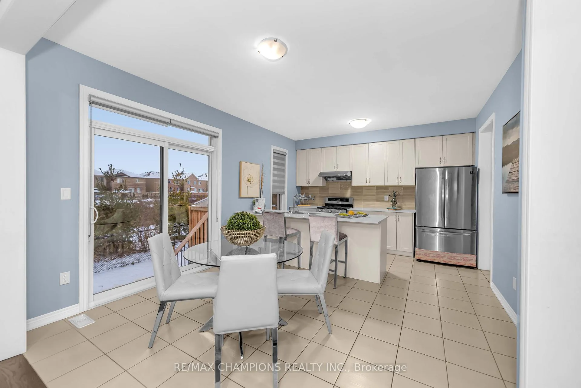 Photo 10 of 10 Fruitvale Circle, Brampton, Northwest Brampton — HOMEH