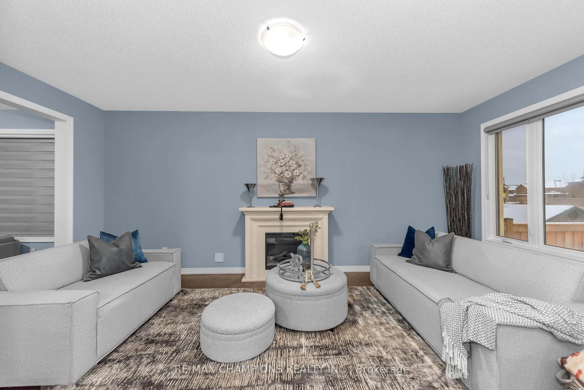 Photo 18 of 10 Fruitvale Circle, Brampton, Northwest Brampton — HOMEH
