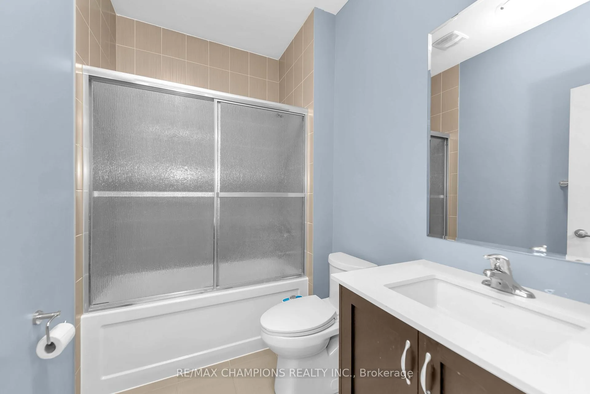 Photo 36 of 10 Fruitvale Circle, Brampton, Northwest Brampton — HOMEH