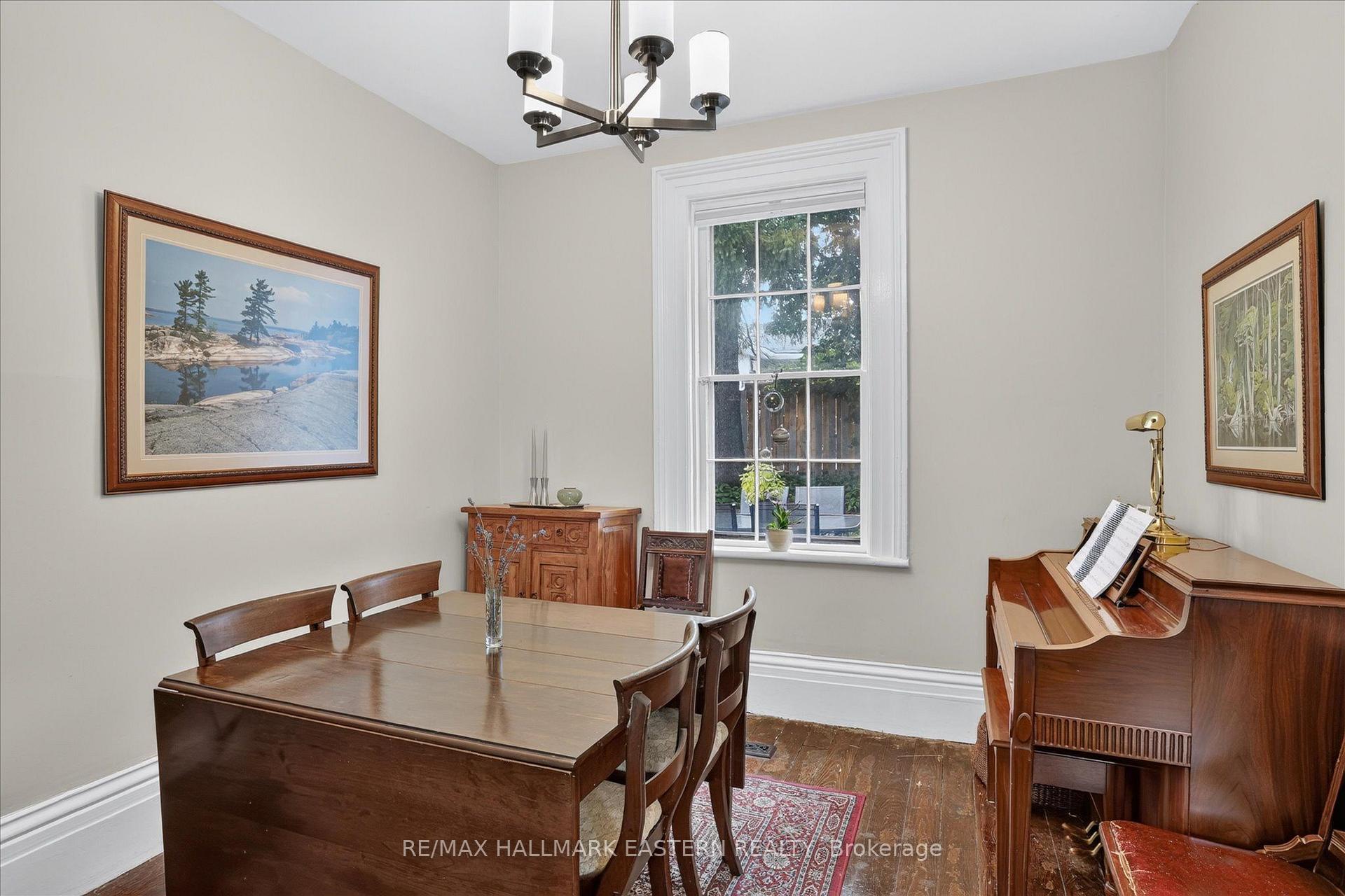 Photo 19 of 451 Stewart Street, Peterborough, Town Ward 3 — HOMEH