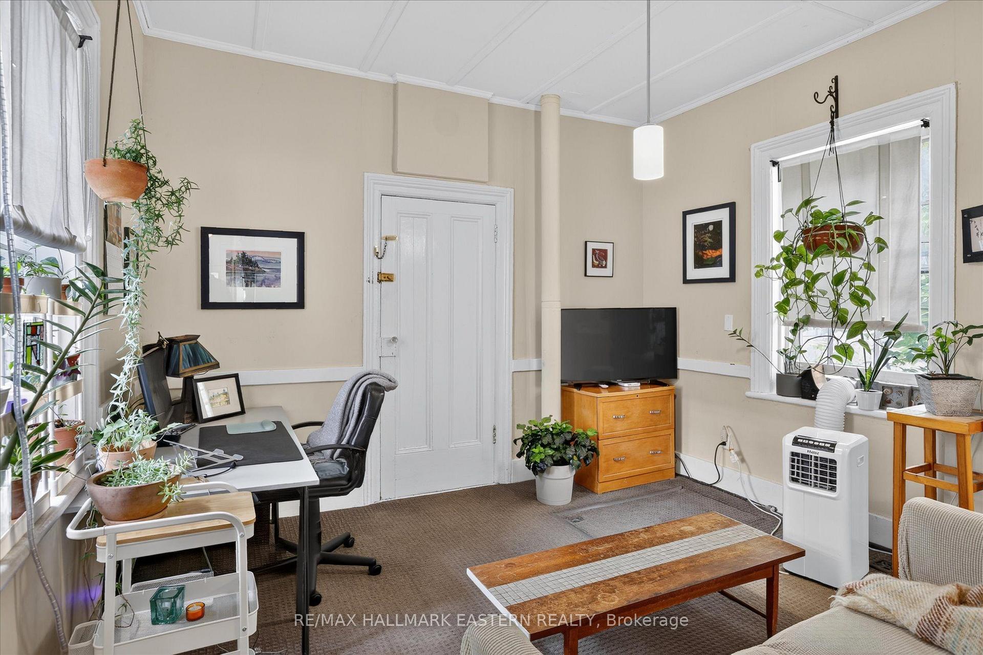 Photo 21 of 451 Stewart Street, Peterborough, Town Ward 3 — HOMEH
