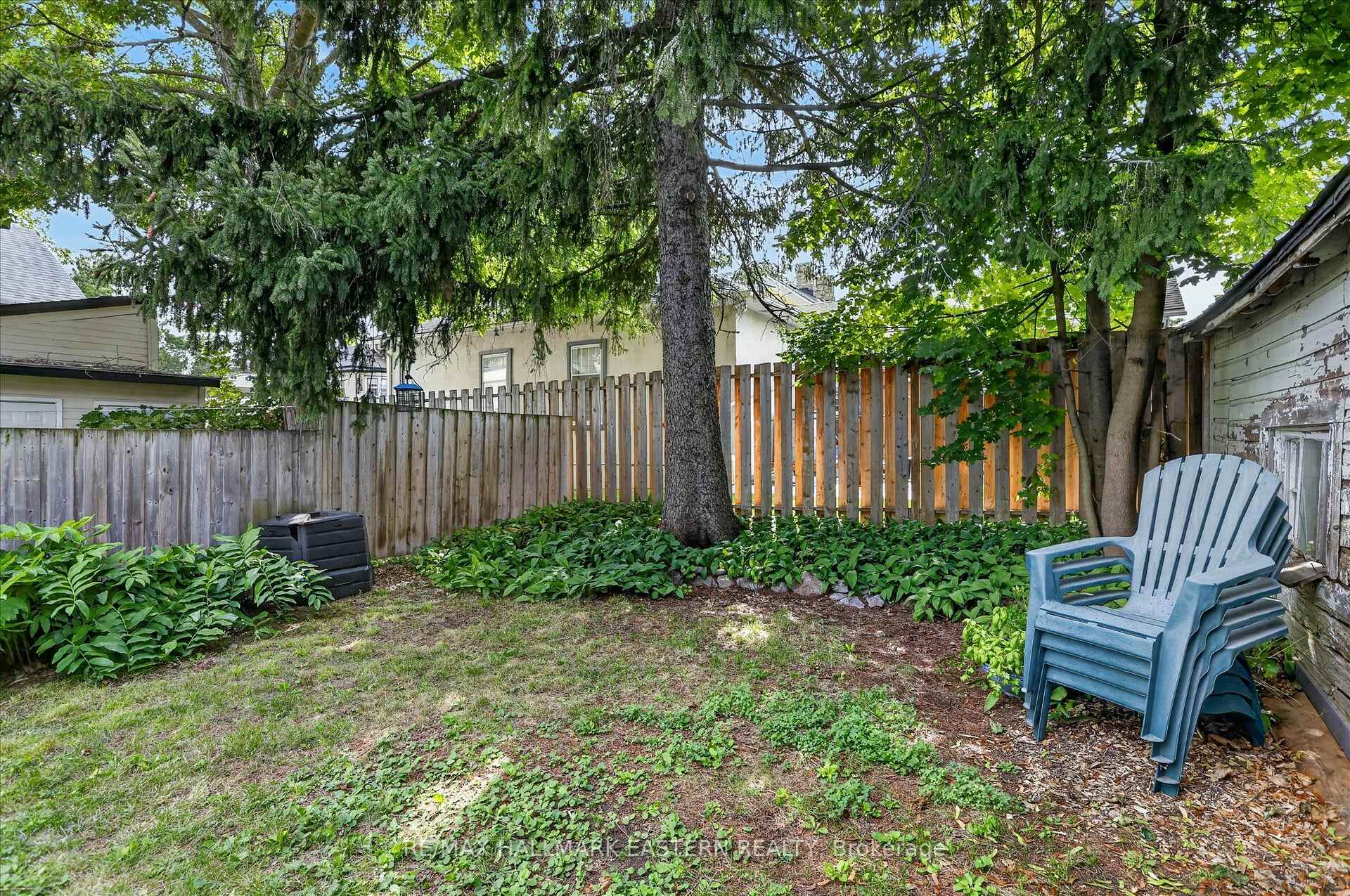 Photo 42 of 451 Stewart Street, Peterborough, Town Ward 3 — HOMEH