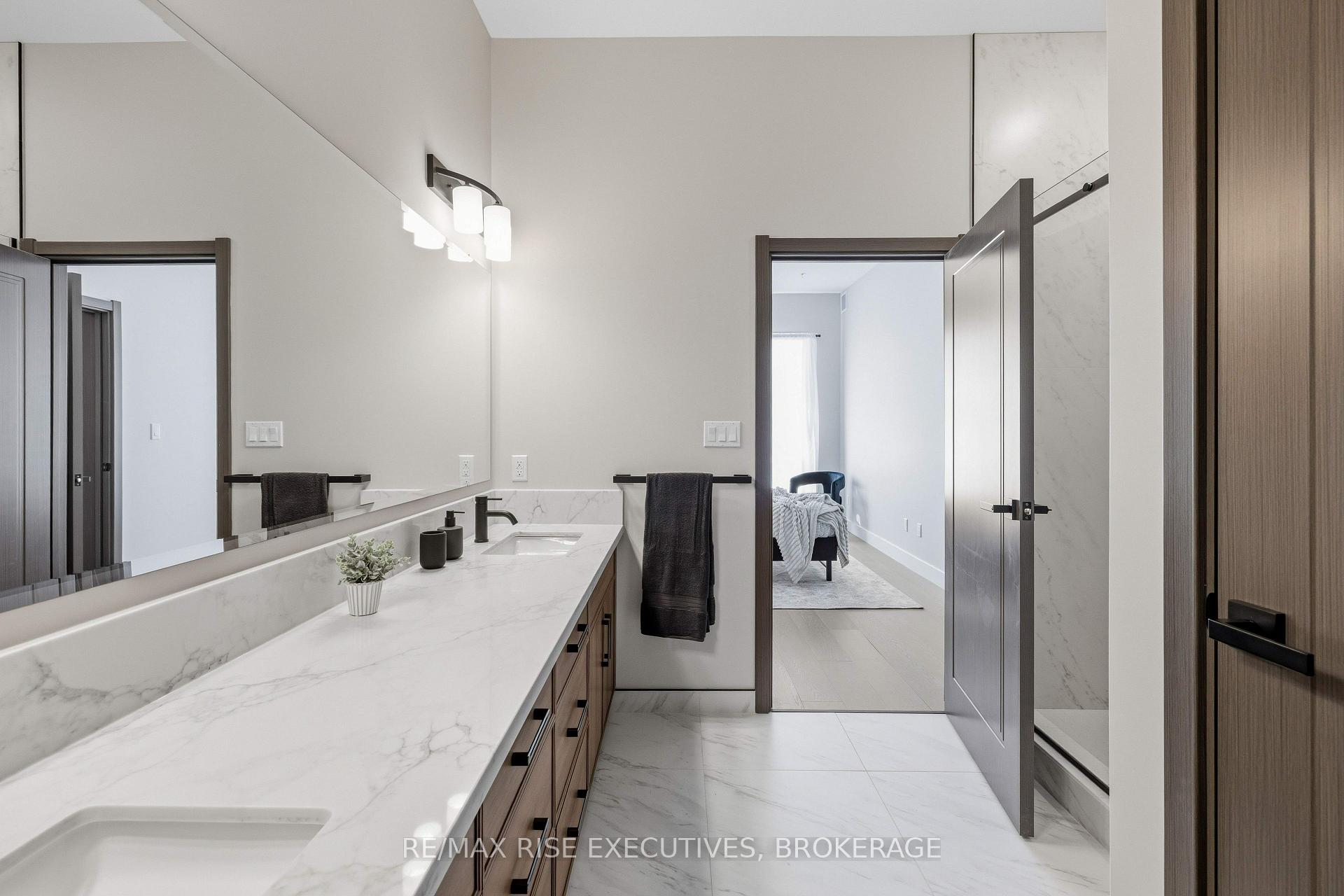 Photo 10 of Unit 122, 300 Skyfal Lane, Kingston, East Gardiners Rd — HOMEH