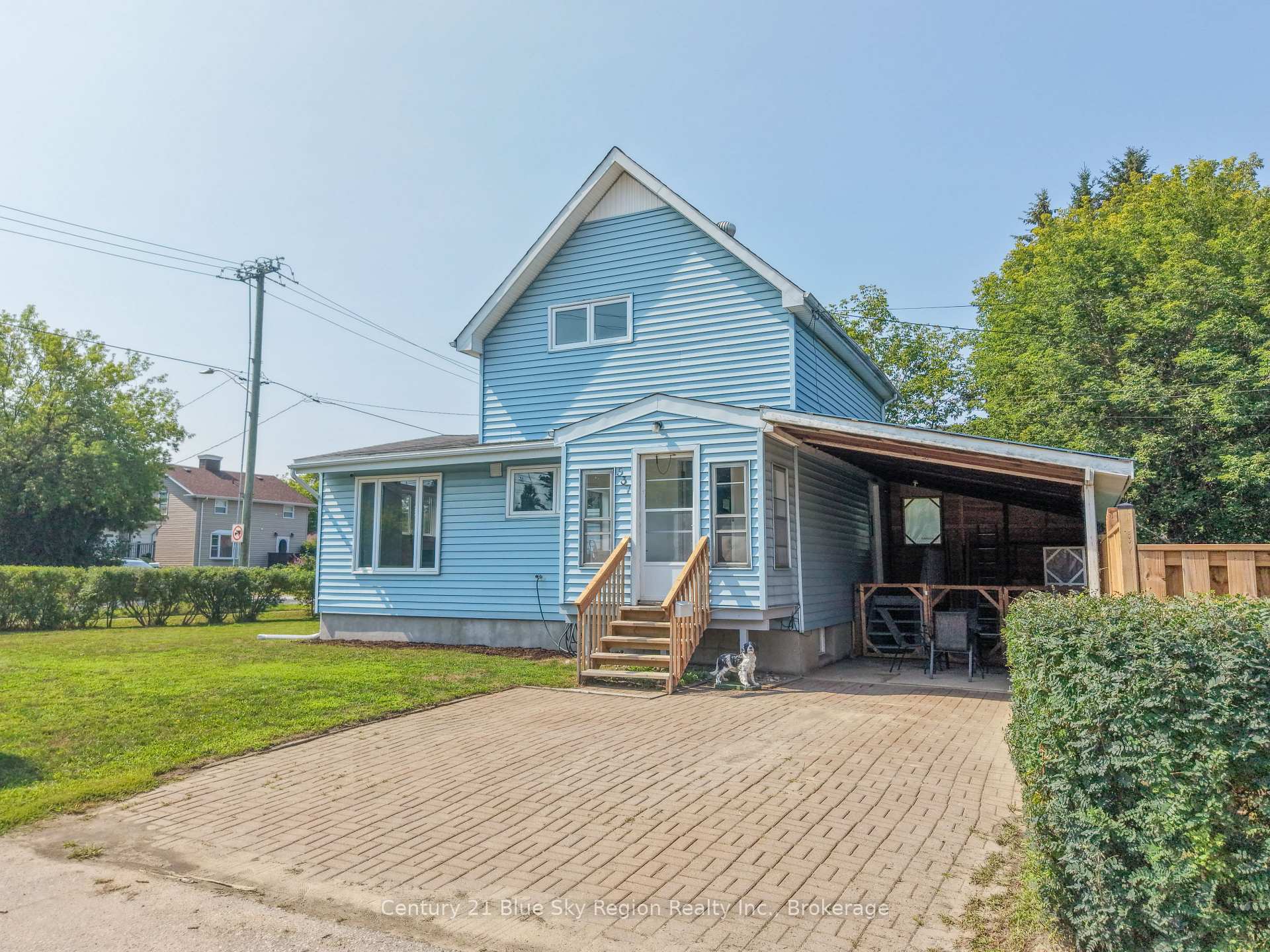 Photo 1 of 537 Laurier Avenue, North Bay, Central — HOMEH