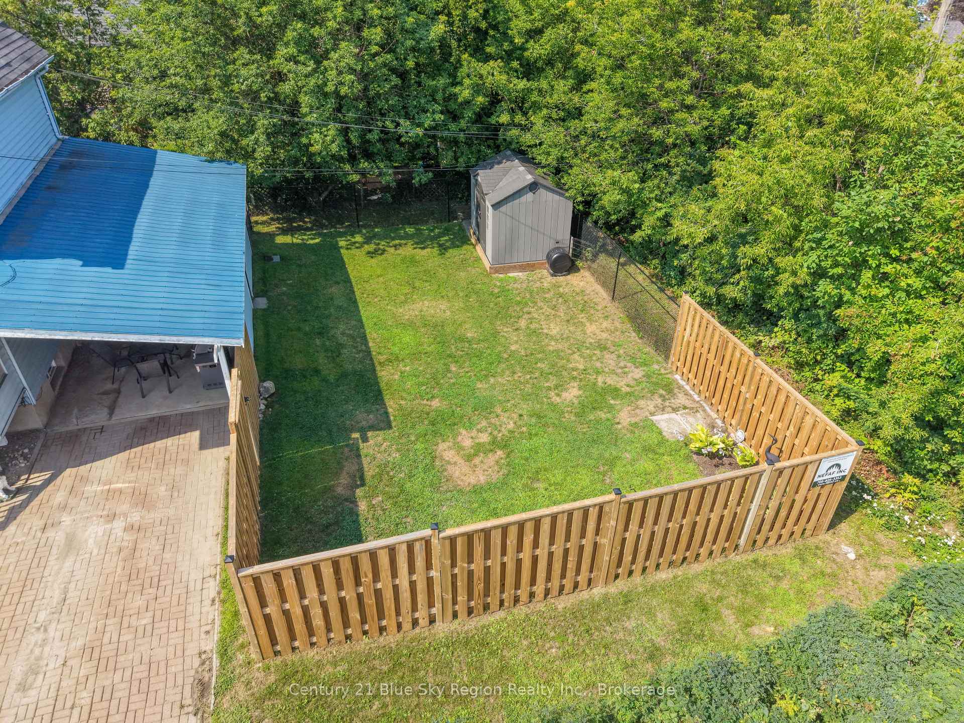 Photo 5 of 537 Laurier Avenue, North Bay, Central — HOMEH