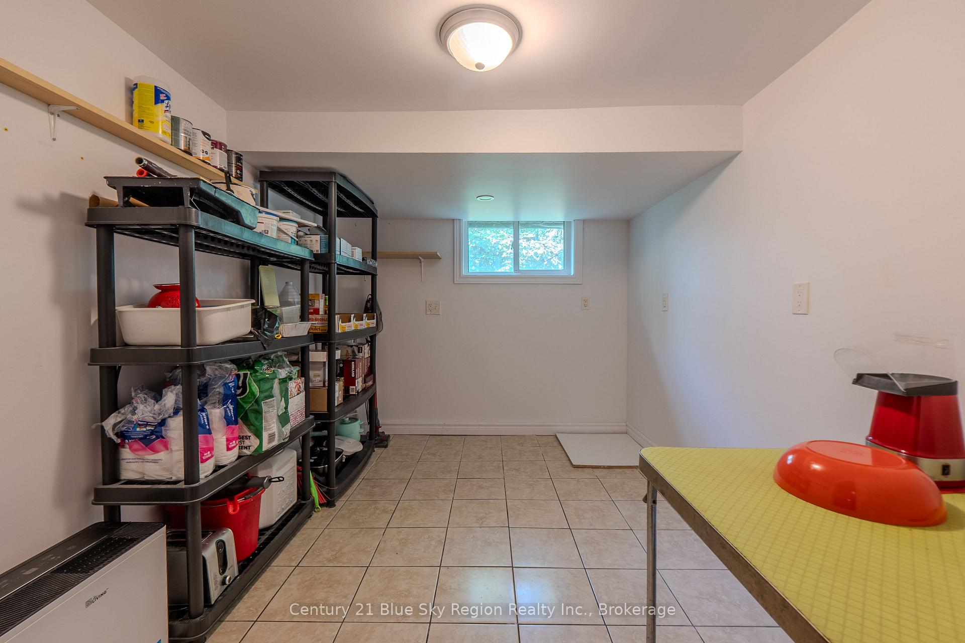 Photo 31 of 537 Laurier Avenue, North Bay, Central — HOMEH
