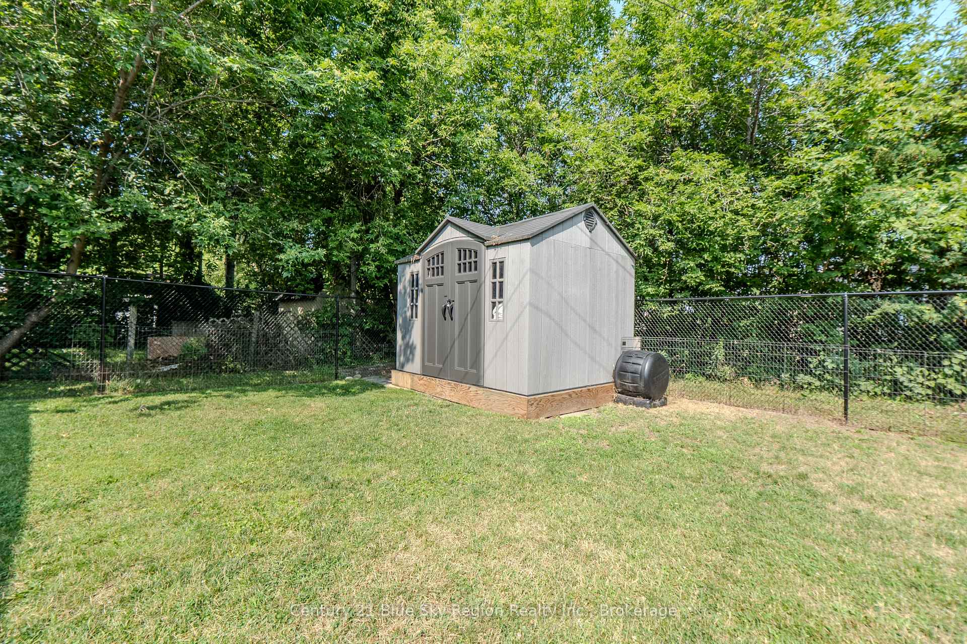 Photo 41 of 537 Laurier Avenue, North Bay, Central — HOMEH