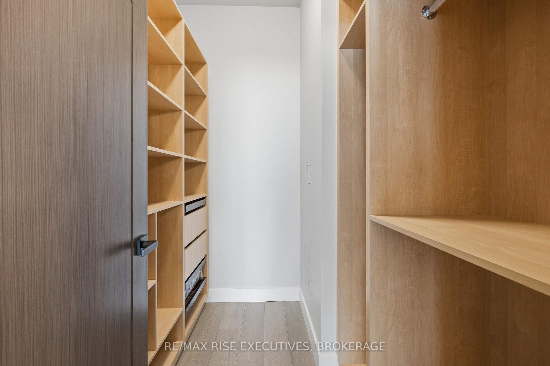 Photo 13 of Unit 204, 300 Skyfal Lane, Kingston, East Gardiners Rd — HOMEH