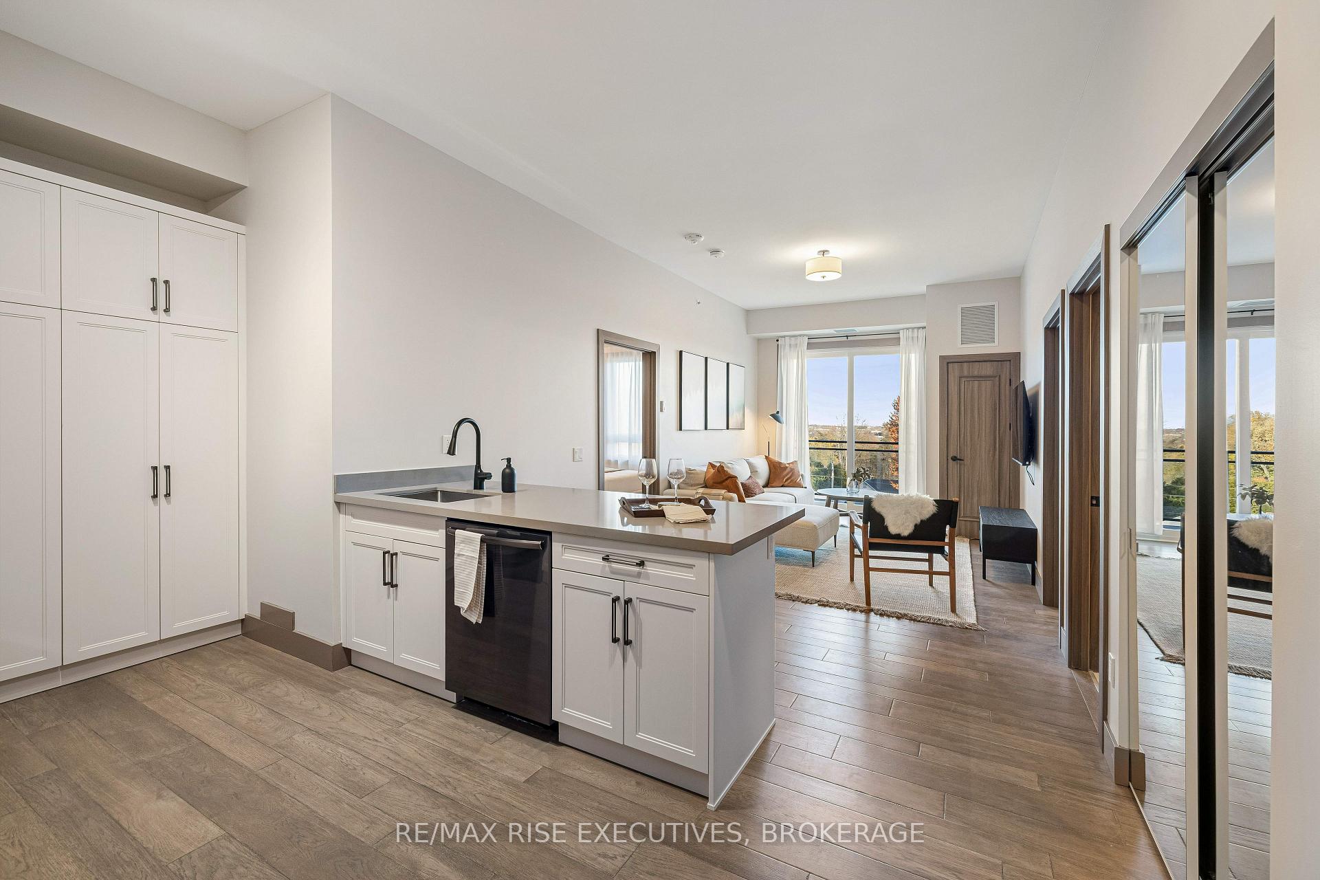 Photo 5 of Unit 450, 2274 Princess Street, Kingston, City Northwest — HOMEH
