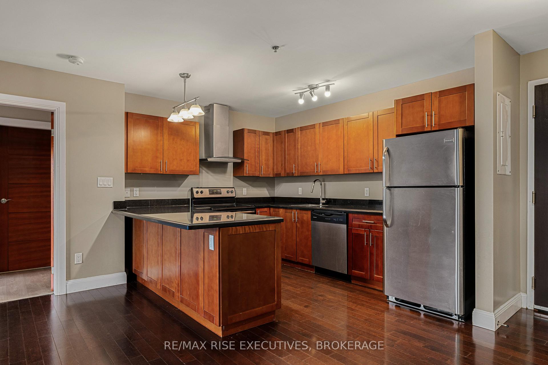Photo 6 of Unit 515, 539 Armstrong Road, Kingston, East Gardiners Rd — HOMEH