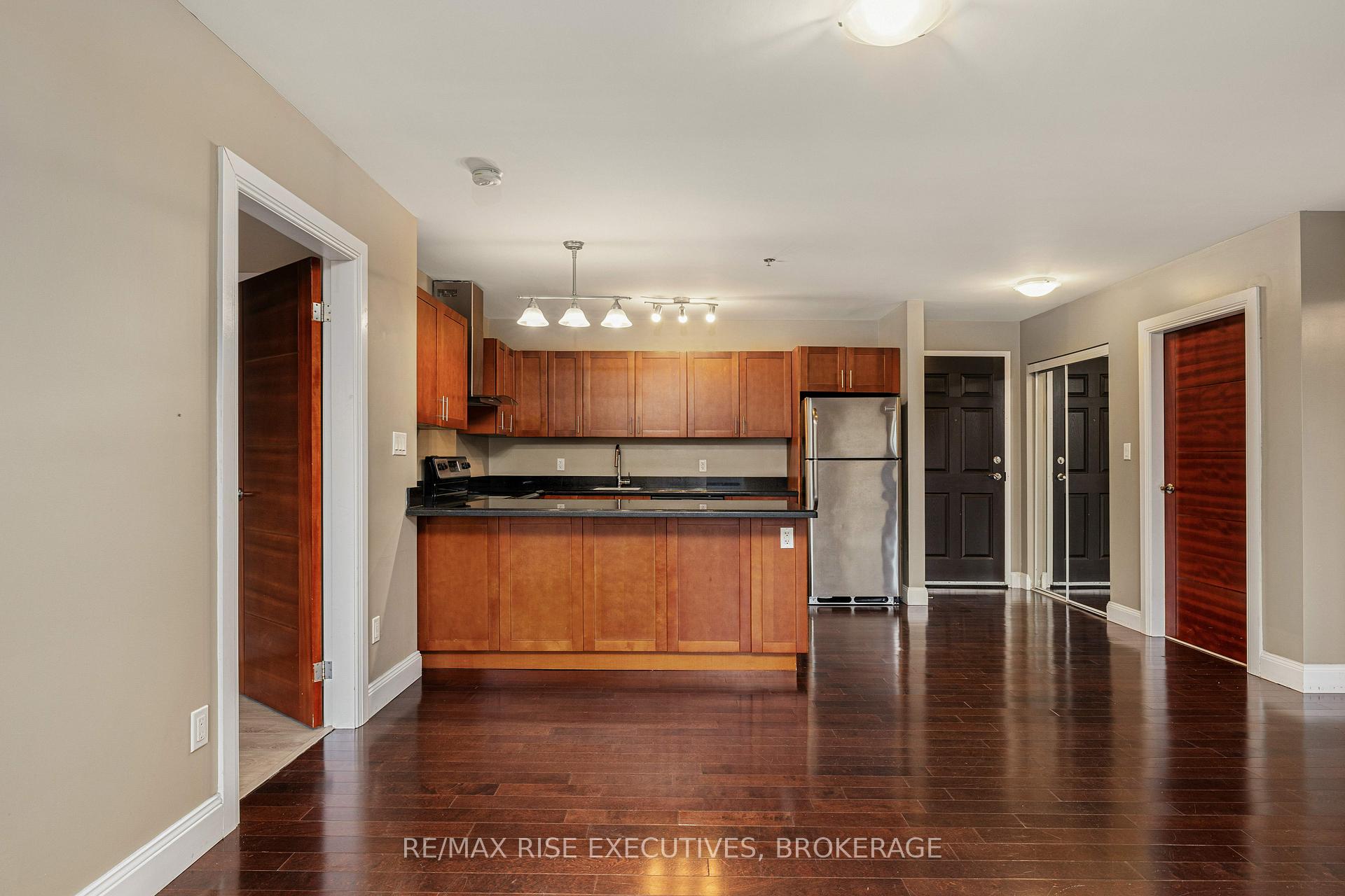 Photo 7 of Unit 515, 539 Armstrong Road, Kingston, East Gardiners Rd — HOMEH