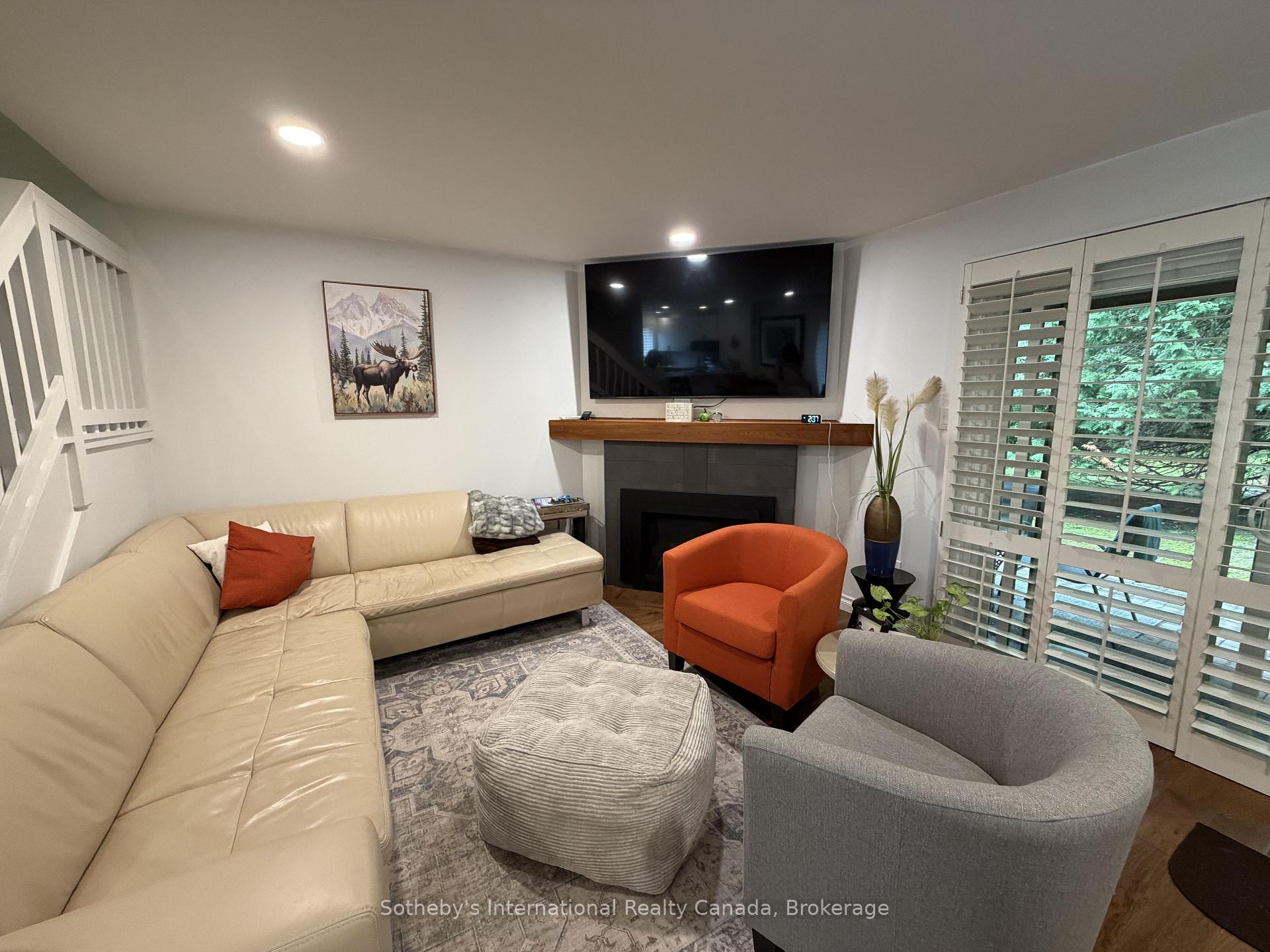 Photo 1 of 589 Oxbow Crescent, Collingwood — HOMEH