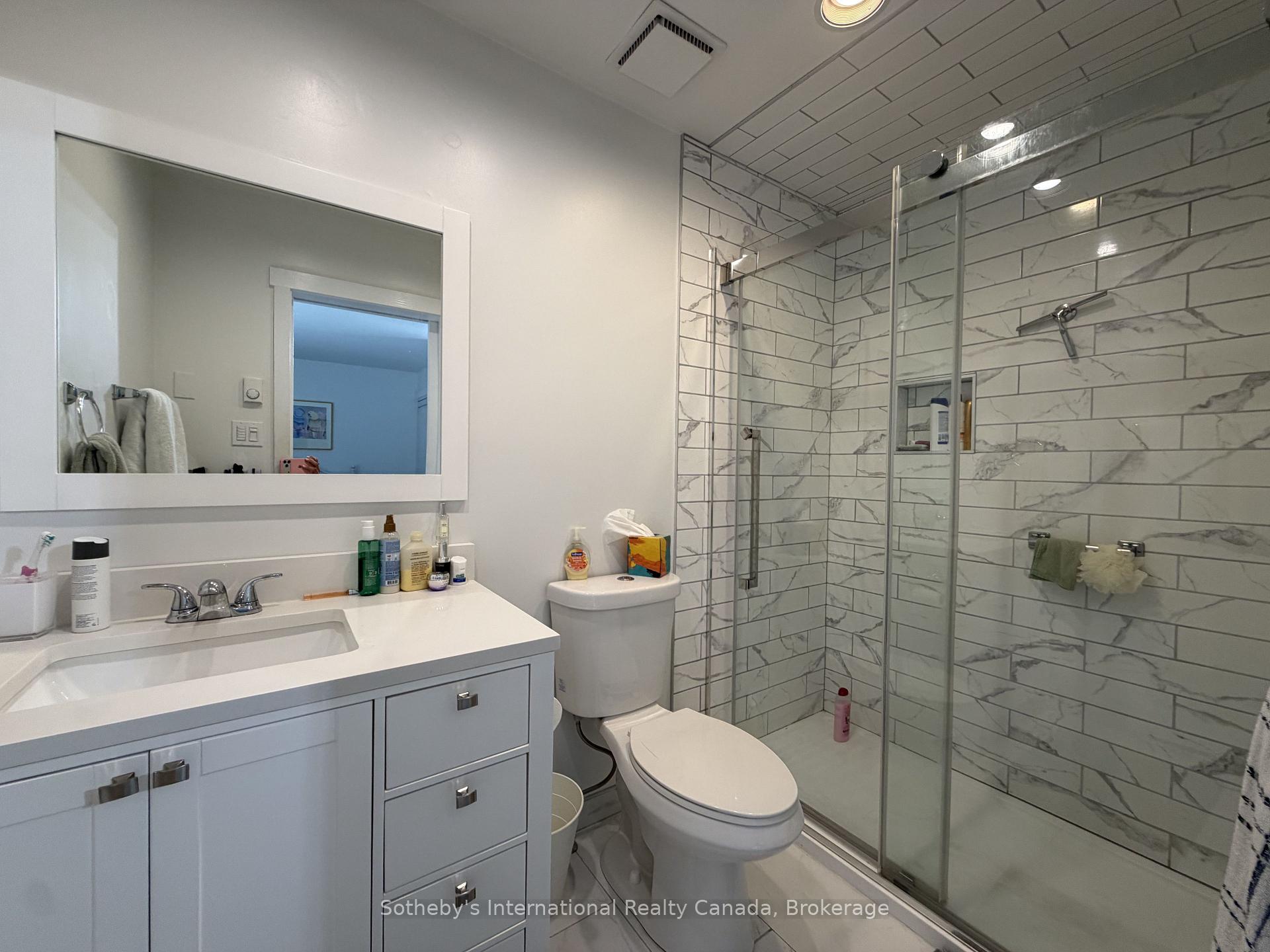 Photo 16 of 589 Oxbow Crescent, Collingwood — HOMEH