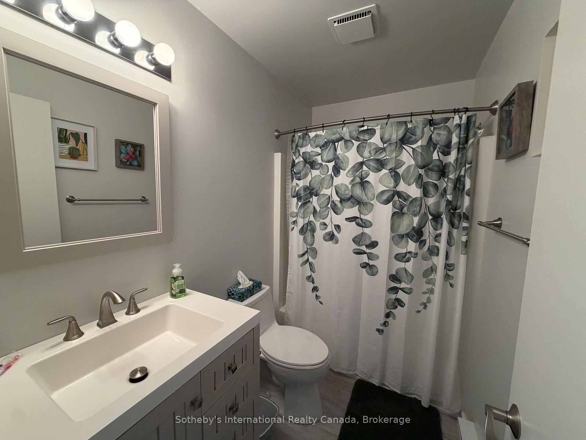 Photo 19 of 589 Oxbow Crescent, Collingwood — HOMEH