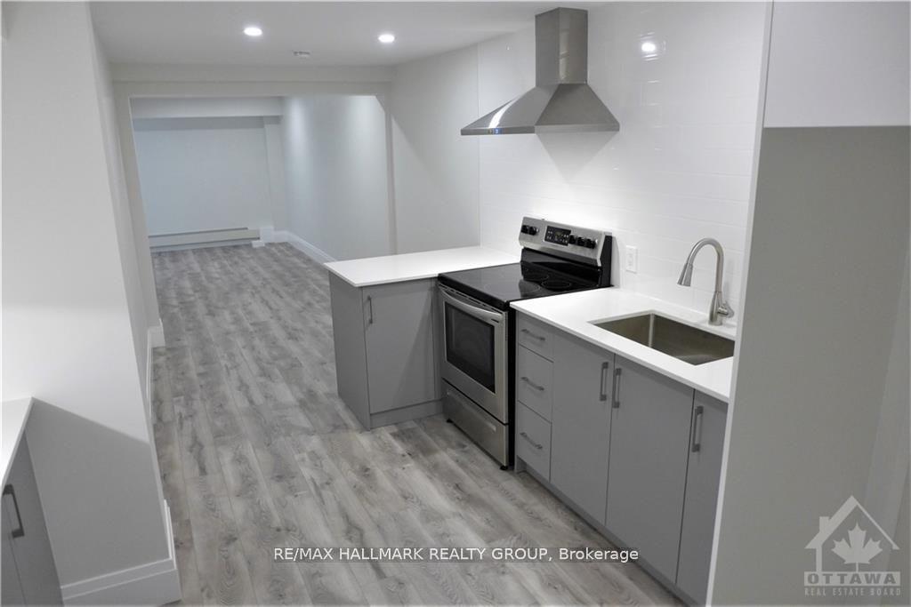 Photo 8 of Unit 6, 375 MacKay Street, Ottawa, Lindenlea — HOMEH