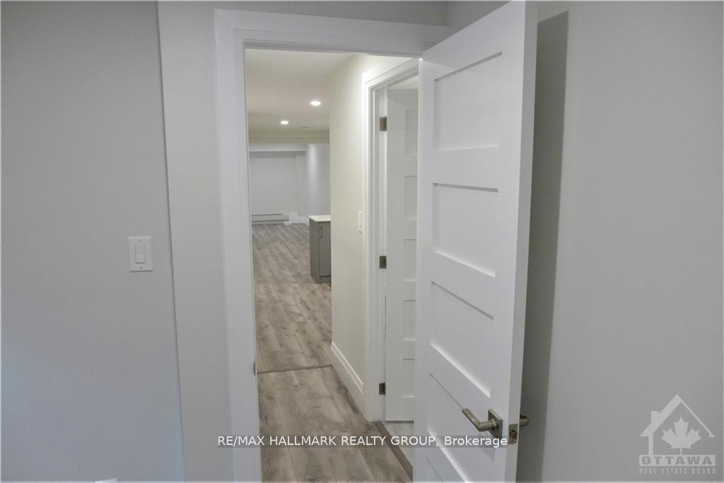 Photo 14 of Unit 6, 375 MacKay Street, Ottawa, Lindenlea — HOMEH