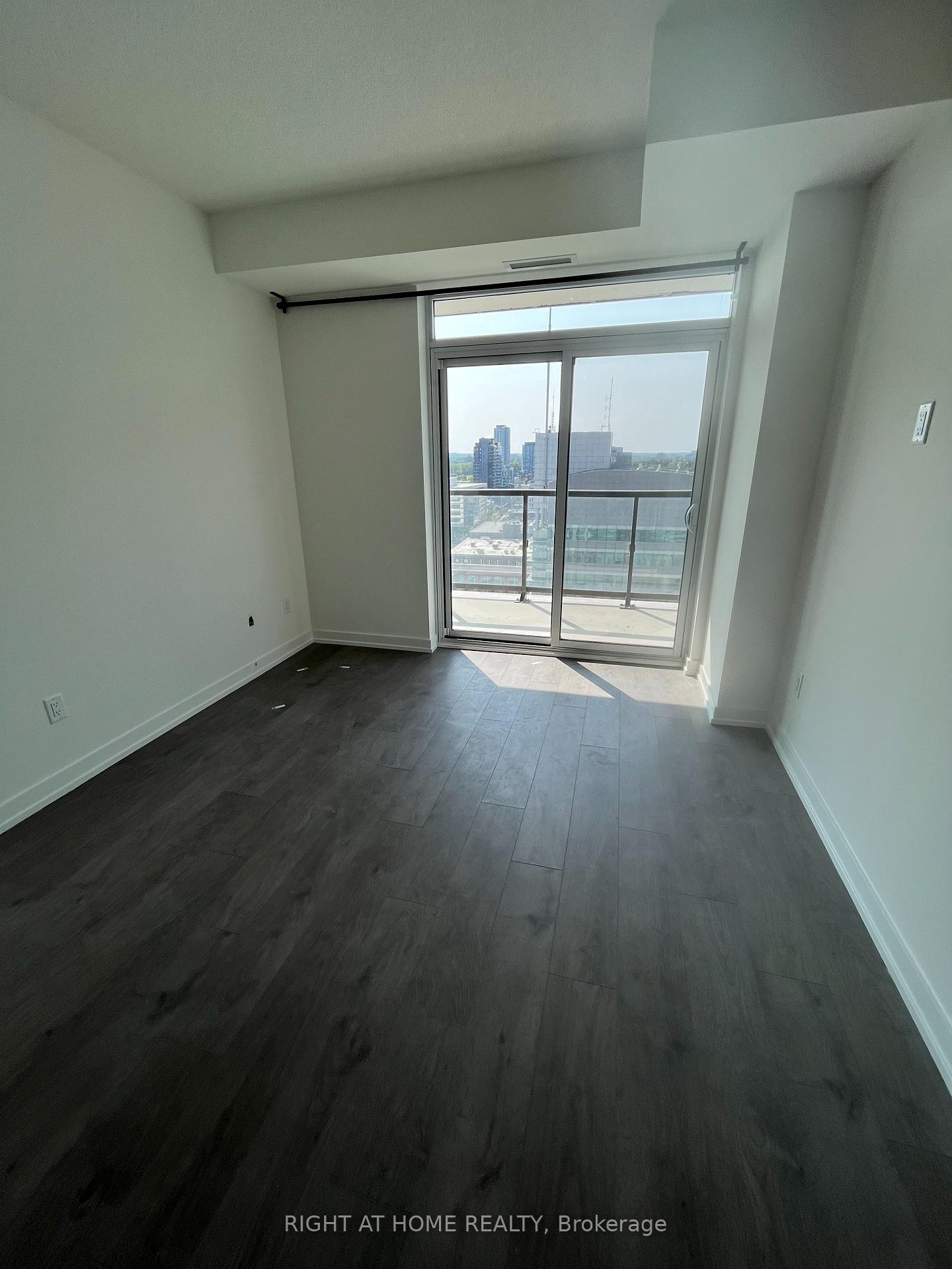 Photo 10 of Unit 1501, 55 Duke Street W, Kitchener, City Commercial Core — HOMEH