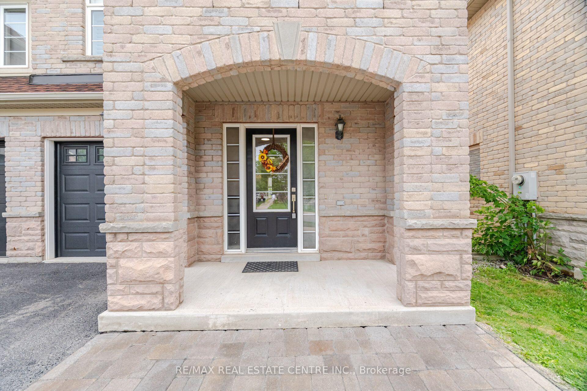 Photo 2 of 4212 Prudham Avenue, Burlington, Alton — HOMEH