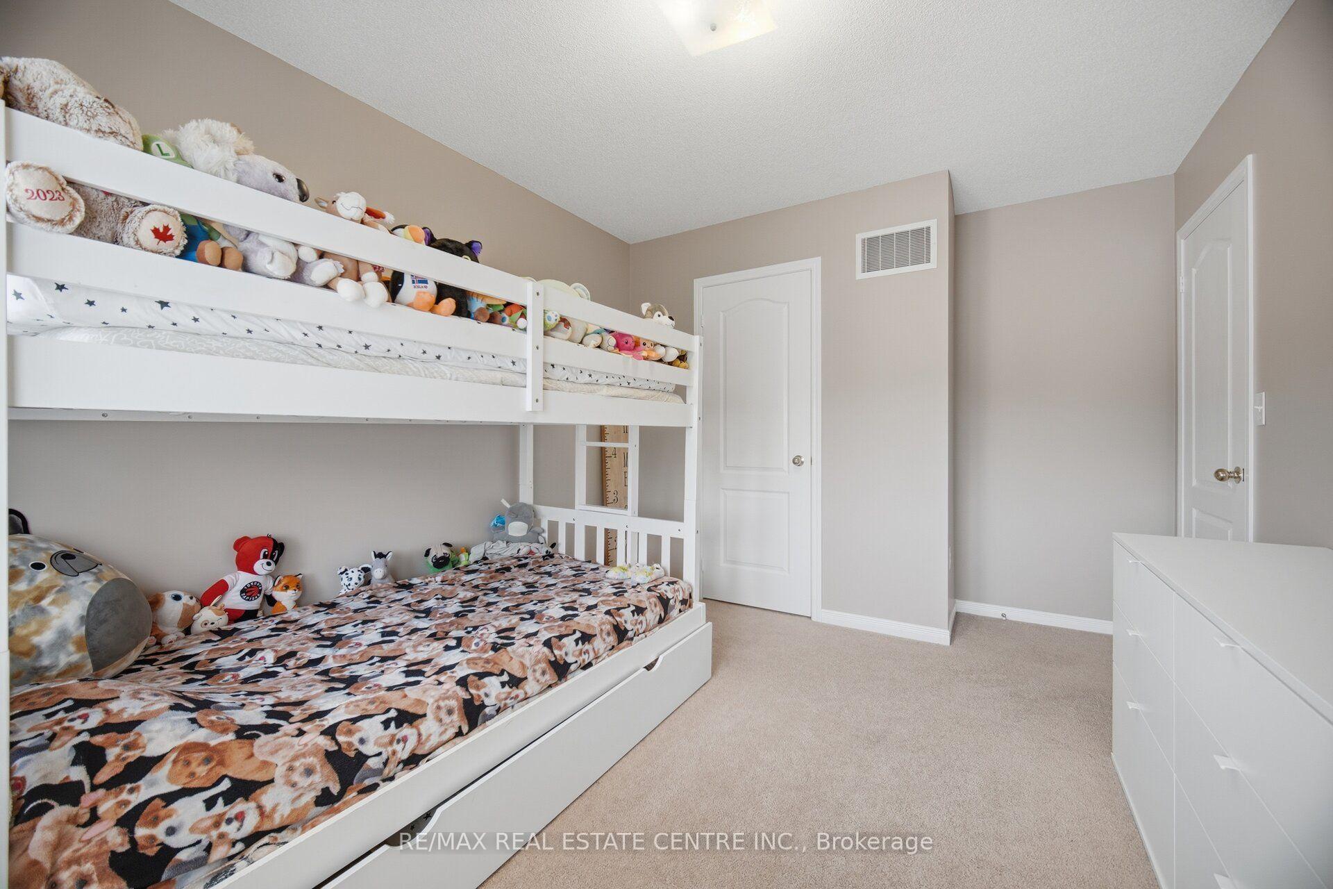 Photo 29 of 4212 Prudham Avenue, Burlington, Alton — HOMEH