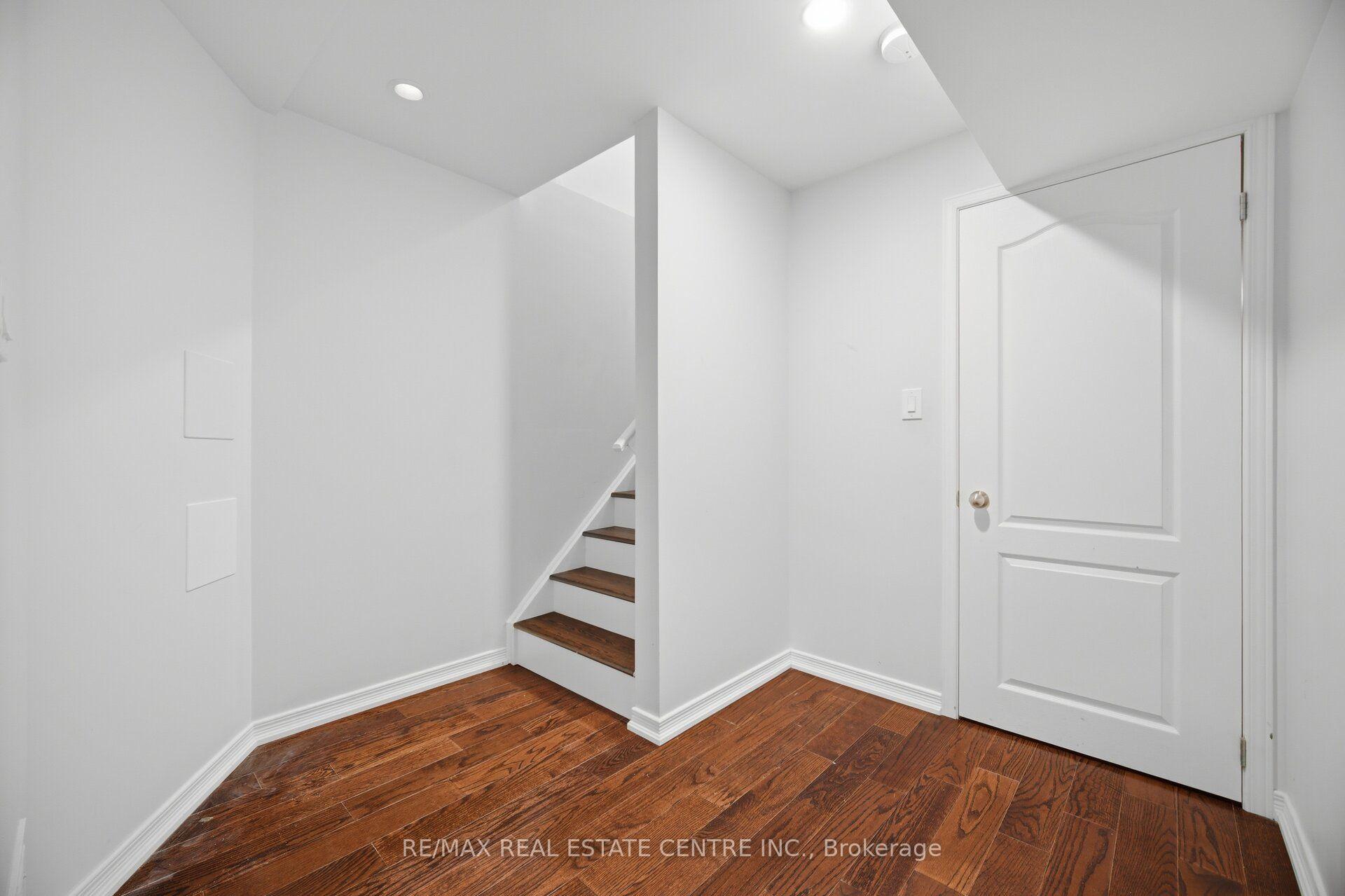 Photo 32 of 4212 Prudham Avenue, Burlington, Alton — HOMEH