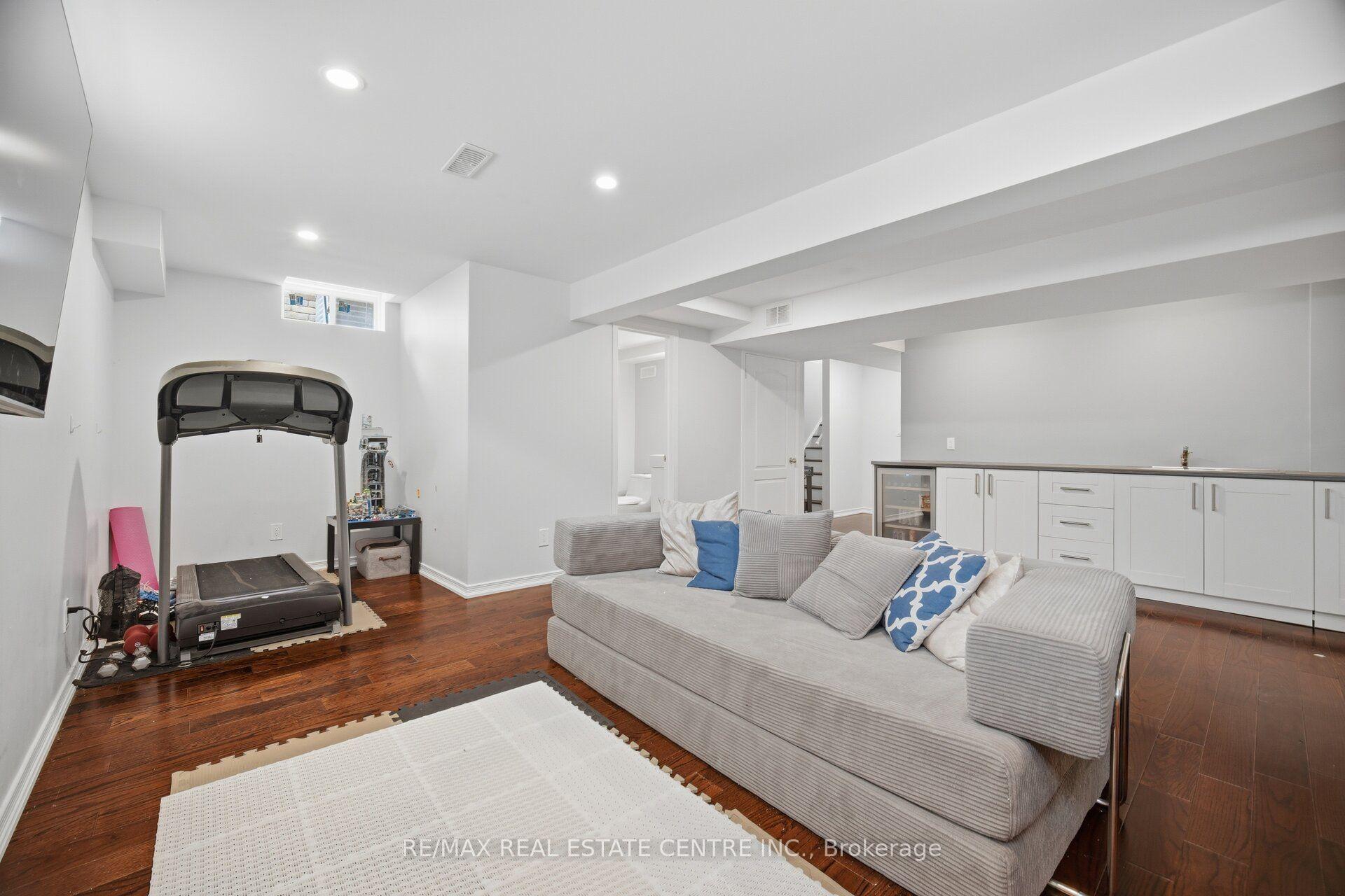 Photo 39 of 4212 Prudham Avenue, Burlington, Alton — HOMEH